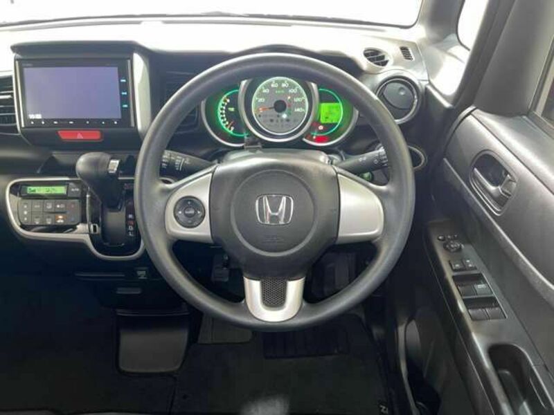 N BOX