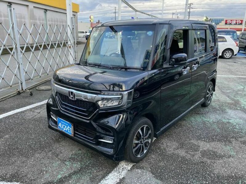 N BOX CUSTOM