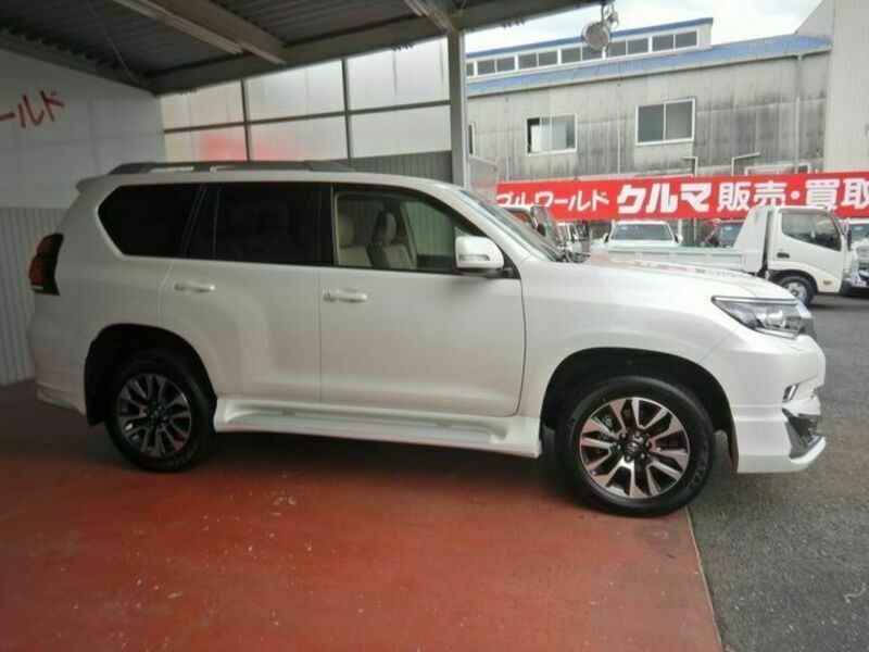 LAND CRUISER PRADO