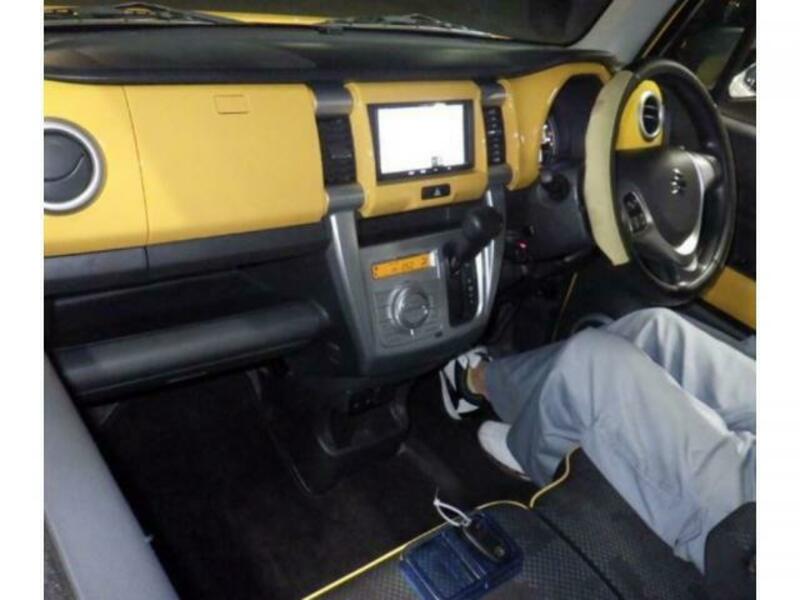 HUSTLER