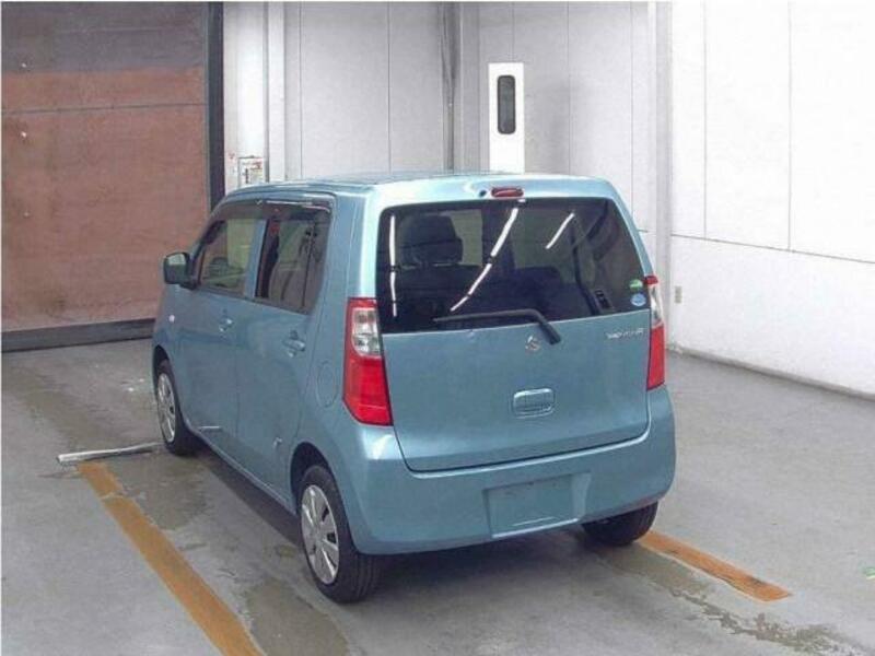 WAGON R