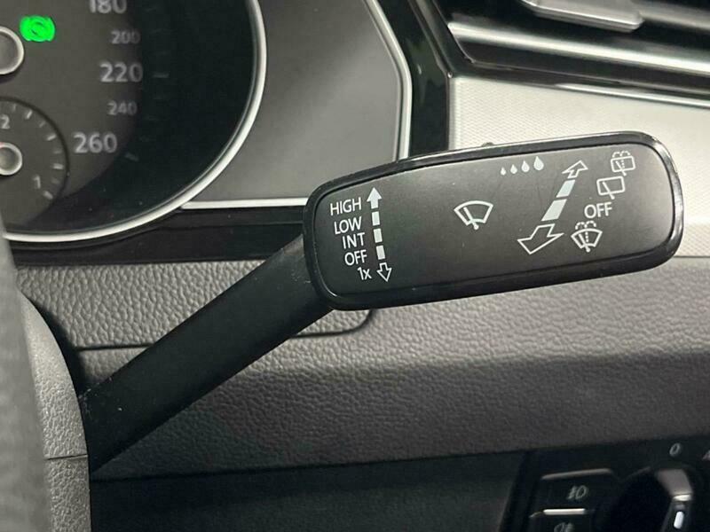 PASSAT VARIANT
