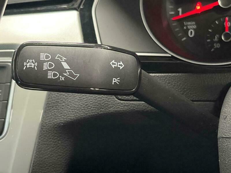 PASSAT VARIANT