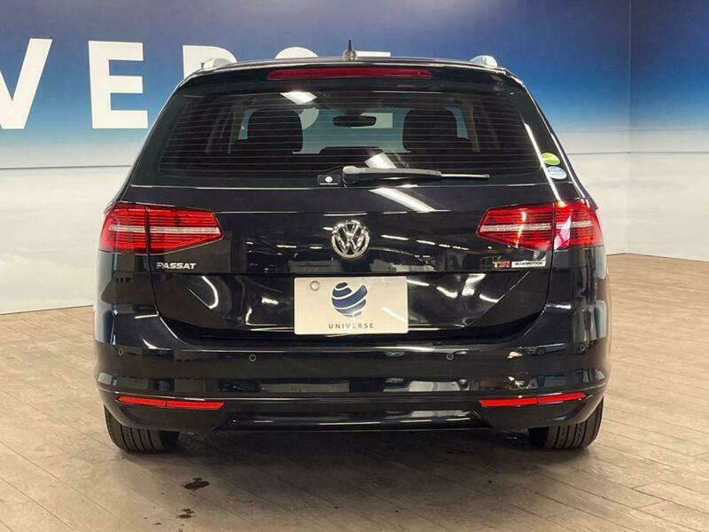 PASSAT VARIANT