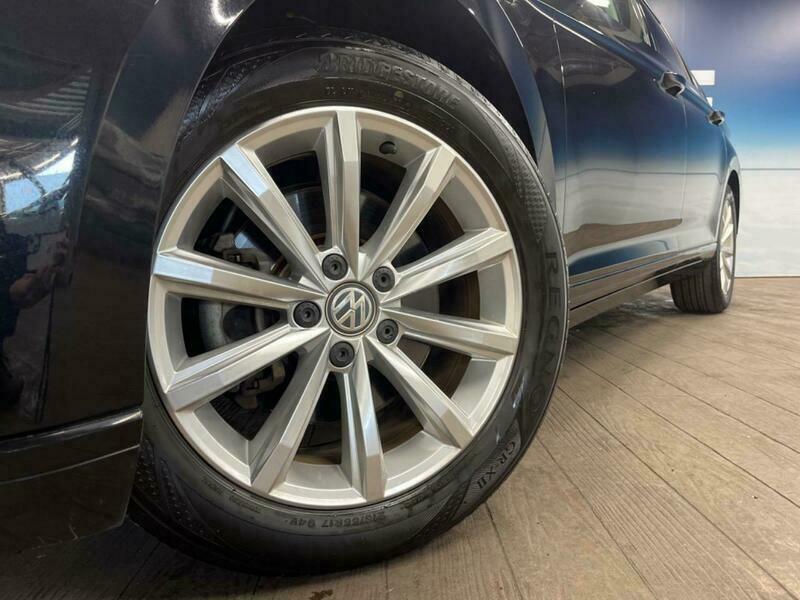 PASSAT VARIANT