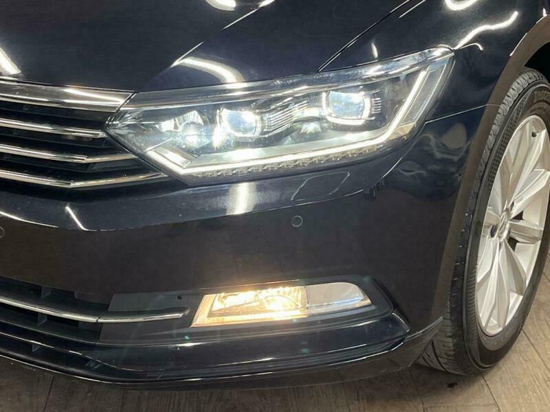 PASSAT VARIANT