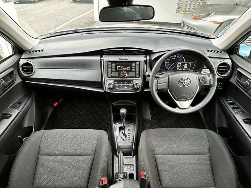 COROLLA AXIO