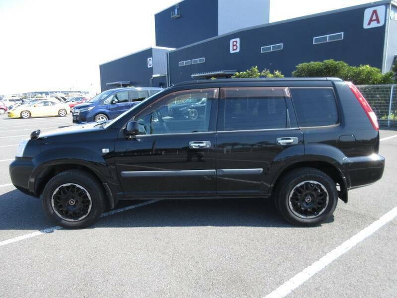 X-TRAIL