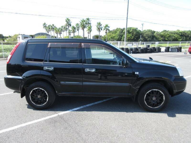 X-TRAIL