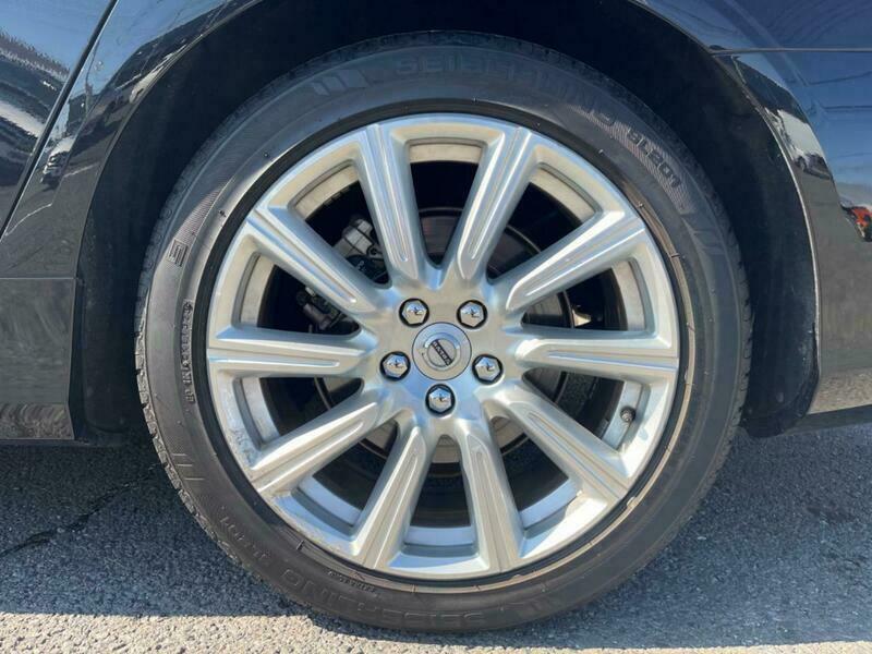 V90