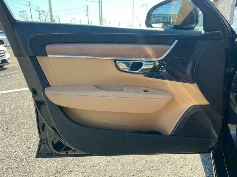 V90