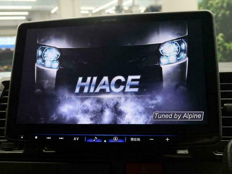 HIACE VAN