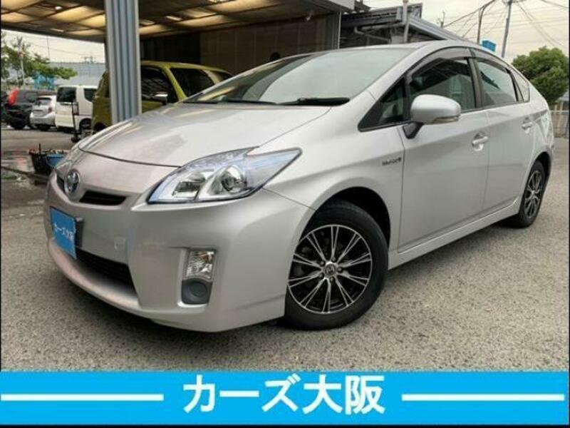 TOYOTA　PRIUS