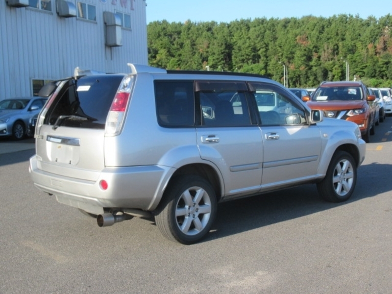 X-TRAIL