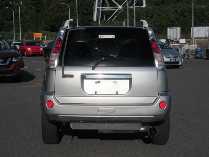 X-TRAIL