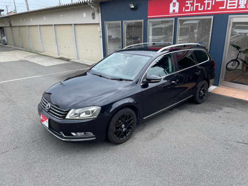 PASSAT VARIANT