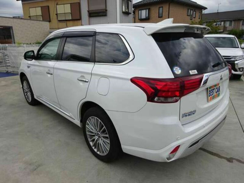 OUTLANDER PHEV