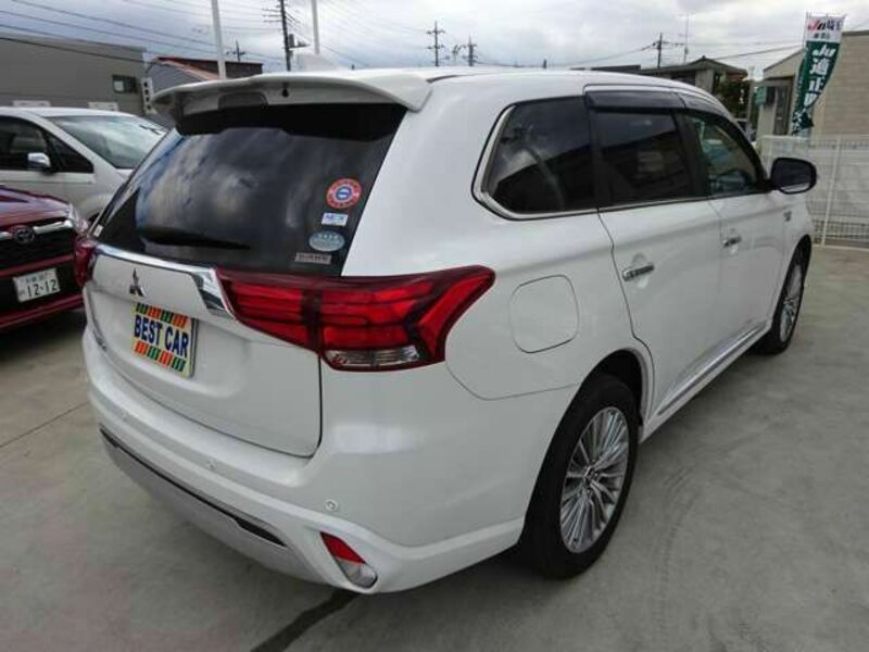 OUTLANDER PHEV