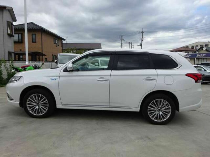 OUTLANDER PHEV