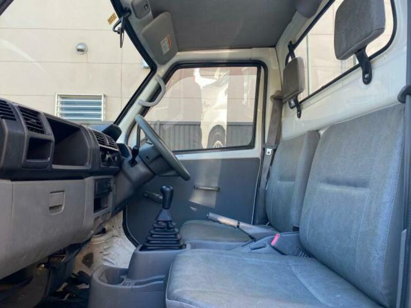 CLIPPER TRUCK