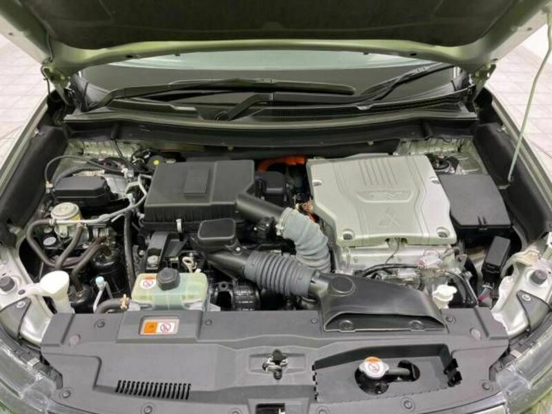 OUTLANDER PHEV