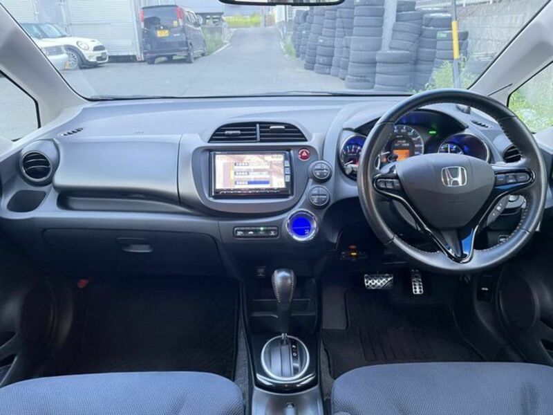 FIT HYBRID
