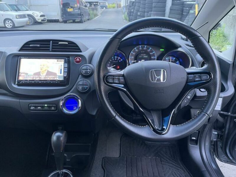 FIT HYBRID