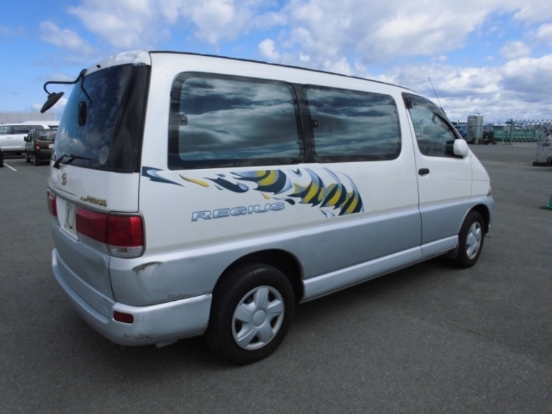 HIACE REGIUS