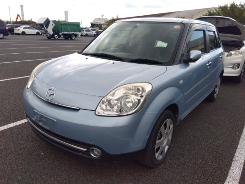 MAZDA VERISA