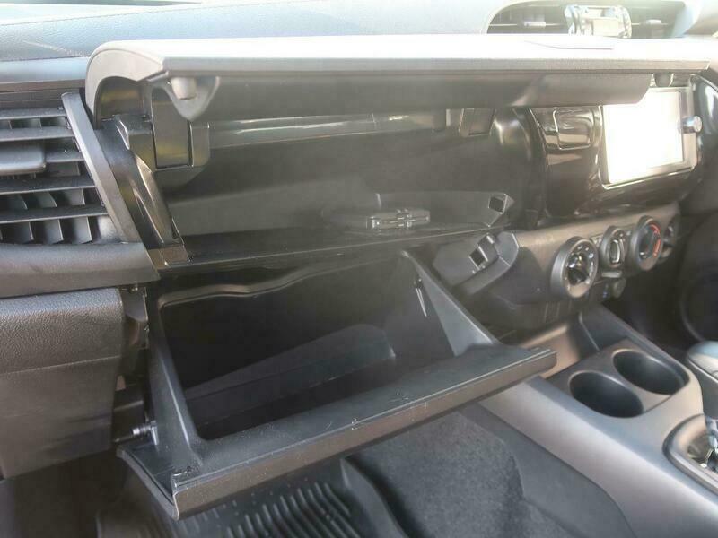 HILUX