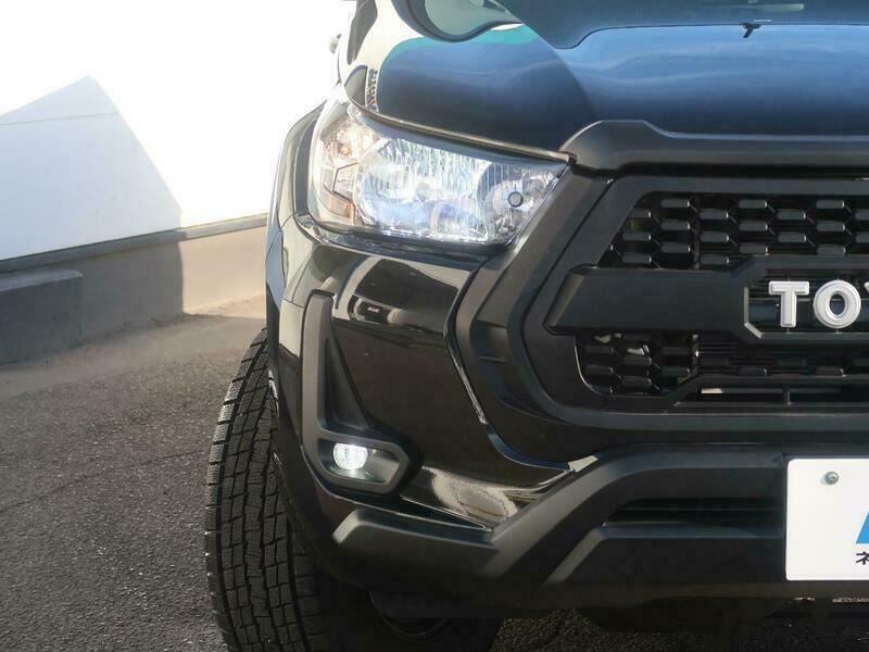 HILUX