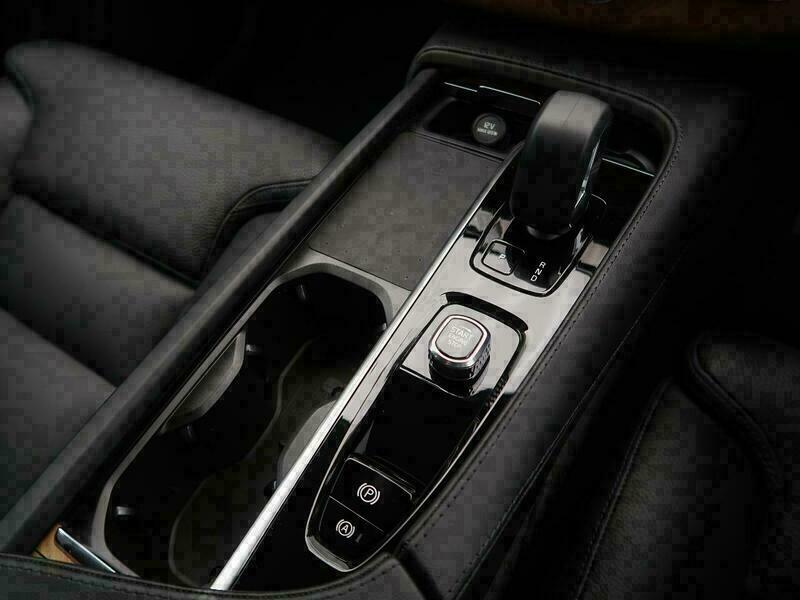 XC90