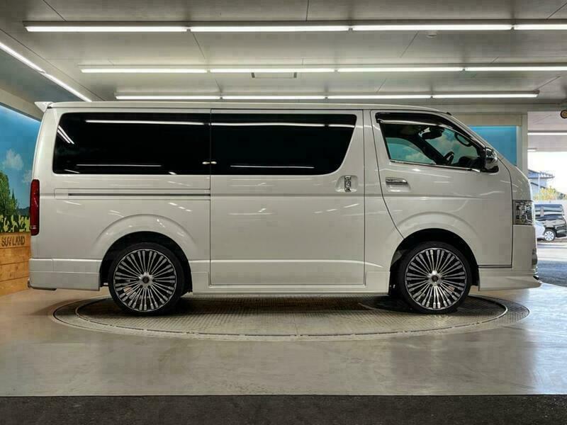 HIACE VAN