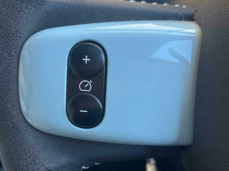 TWINGO