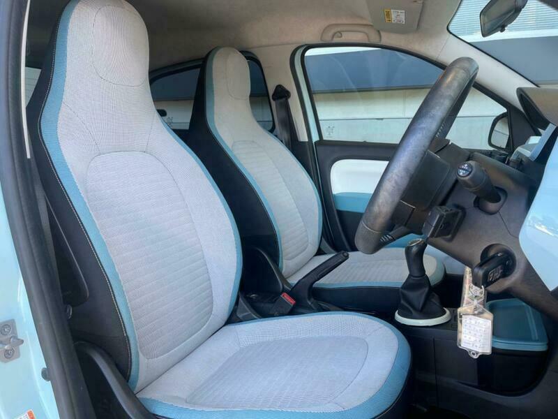 TWINGO