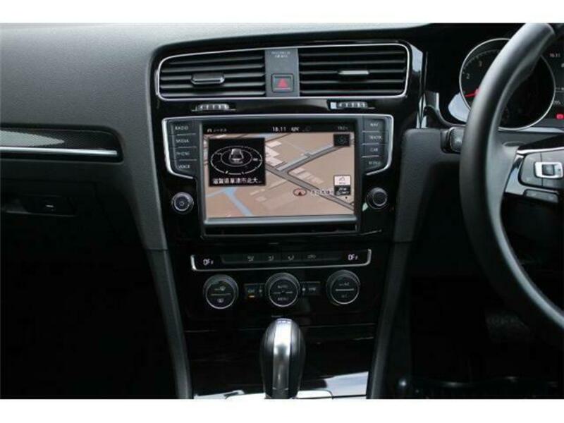 GOLF VARIANT