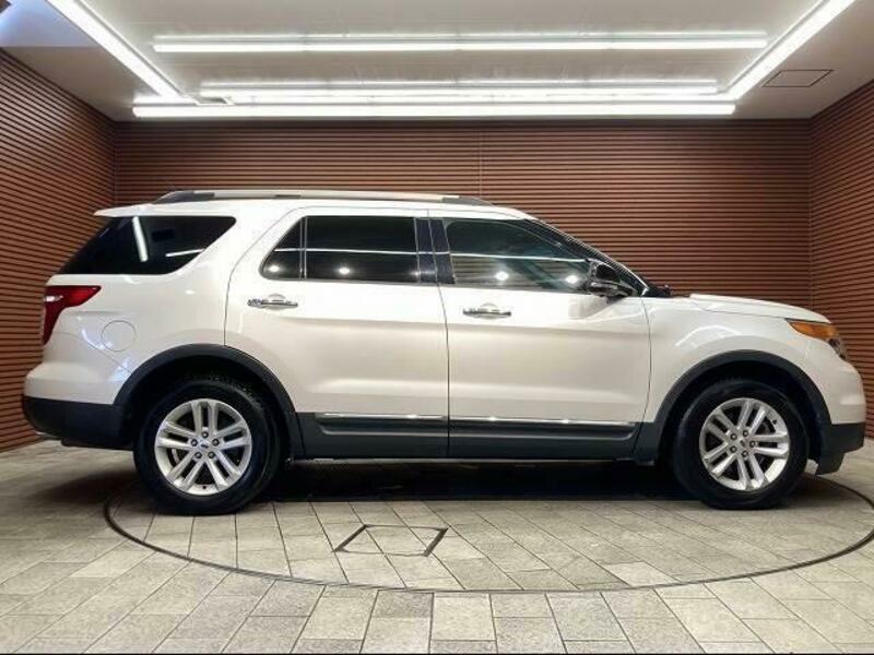 EXPLORER