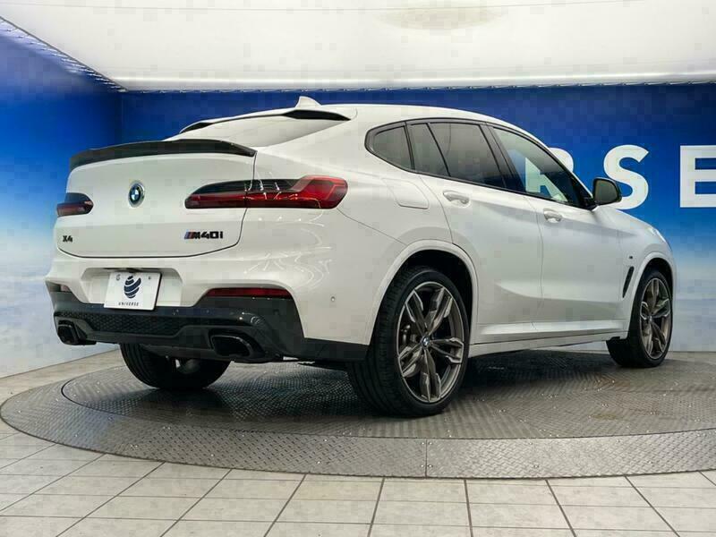 X4