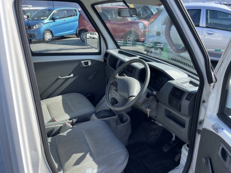 MINICAB TRUCK