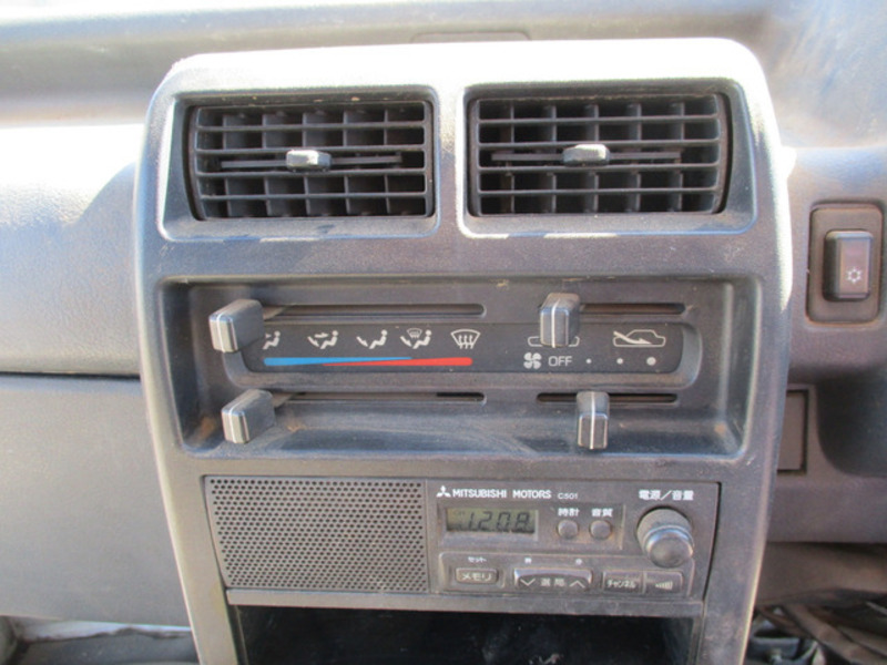 MINICAB TRUCK