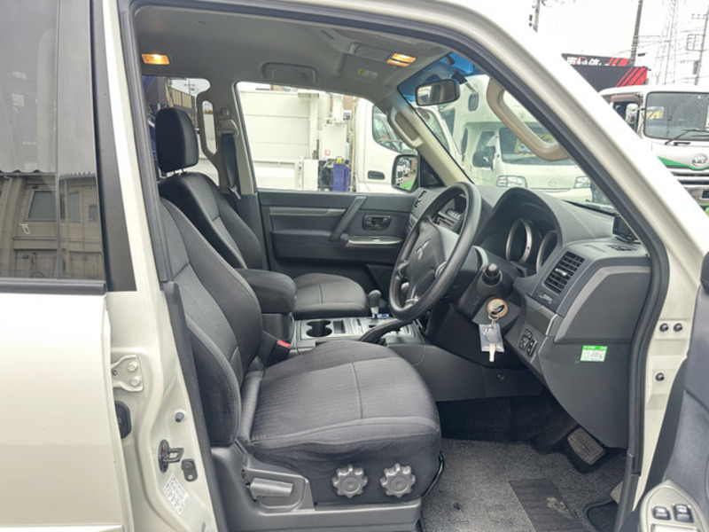 PAJERO