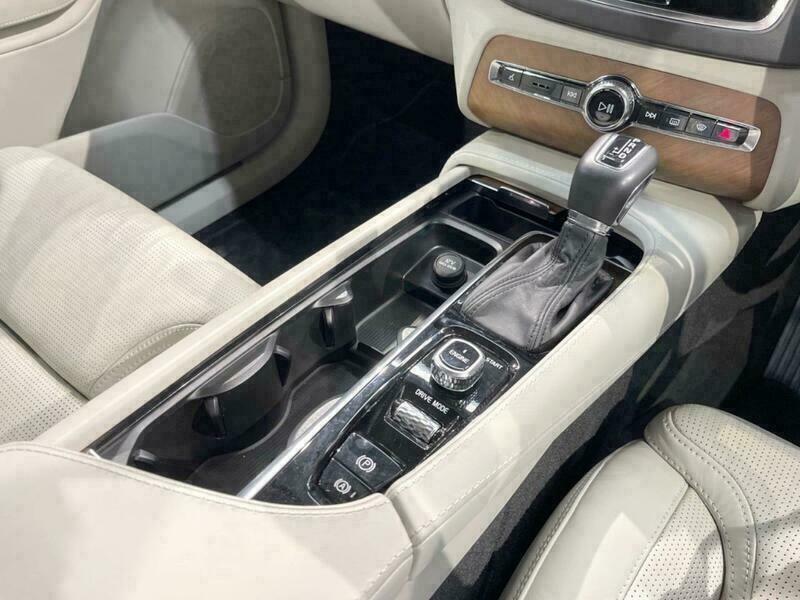 XC90