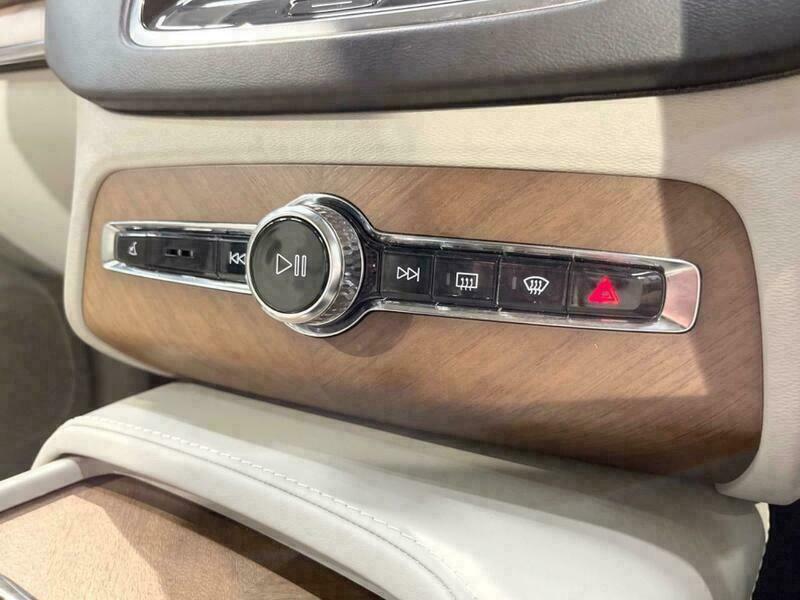 XC90