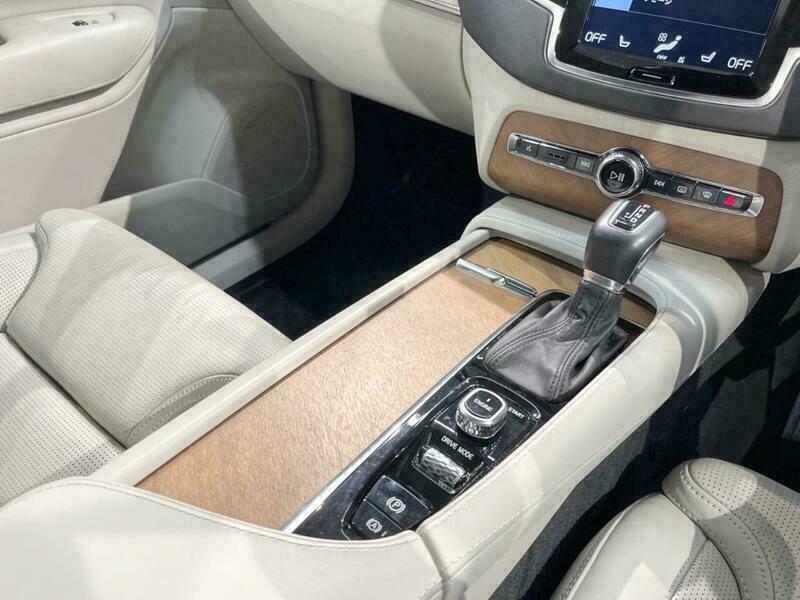 XC90