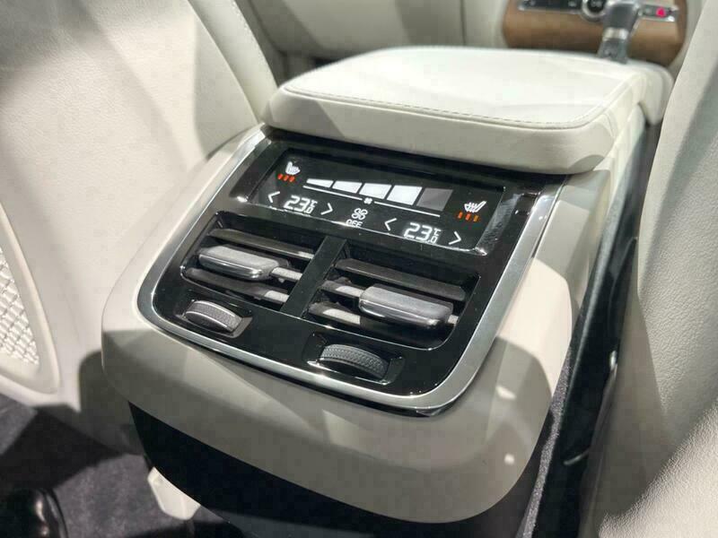 XC90