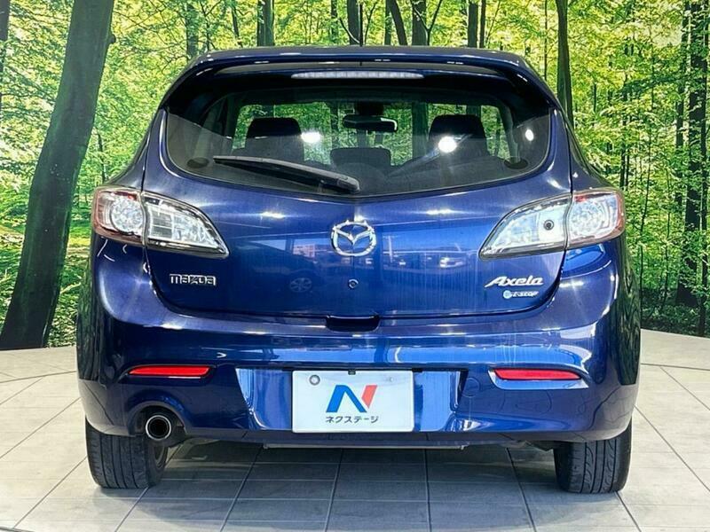 Axela Sport