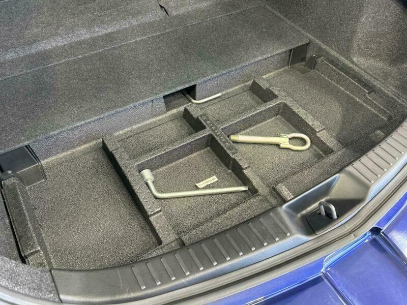 Axela Sport