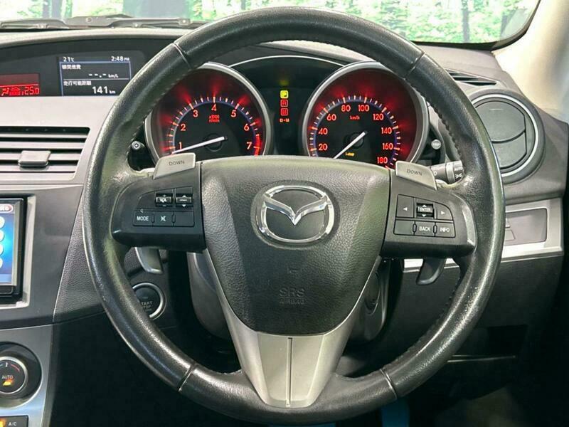 Axela Sport