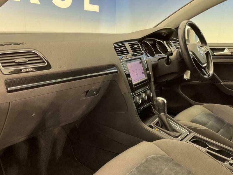 GOLF VARIANT