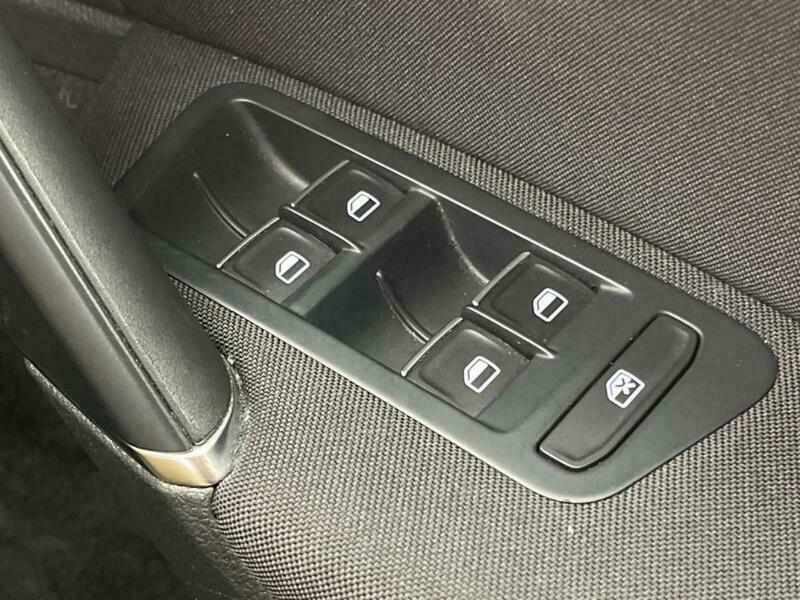 GOLF VARIANT